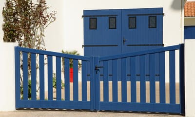 Quels sont les critères de sélection des bâtiments pour bénéficier de l'aide à l'amélioration de l'habitat ?