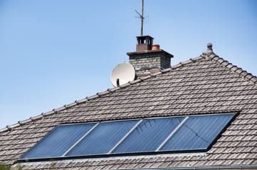 Quels sont les risques liés à l'installation de panneaux photovoltaïques ?